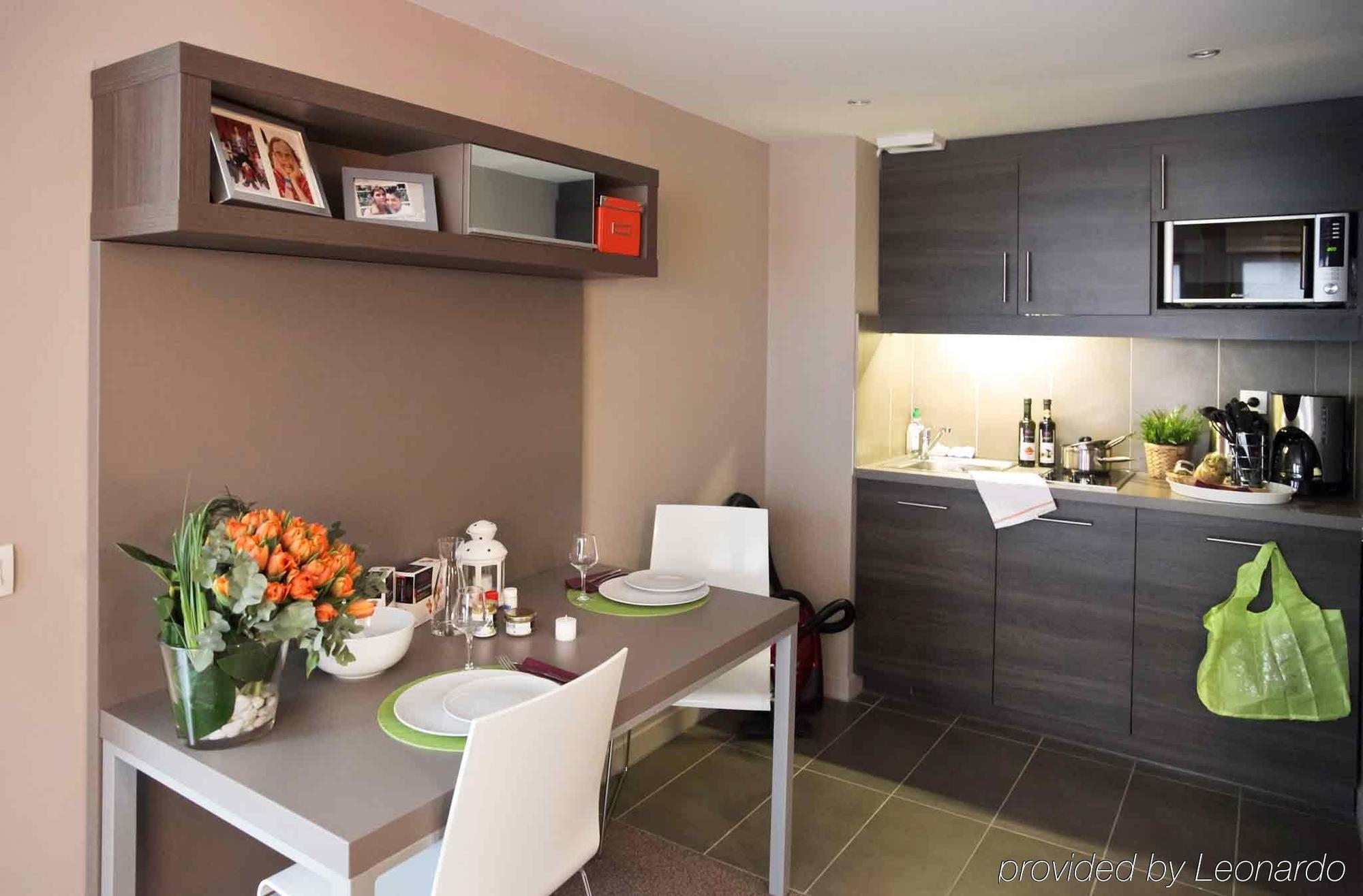 Adagio Vieux Port Appart-hôtel 4*