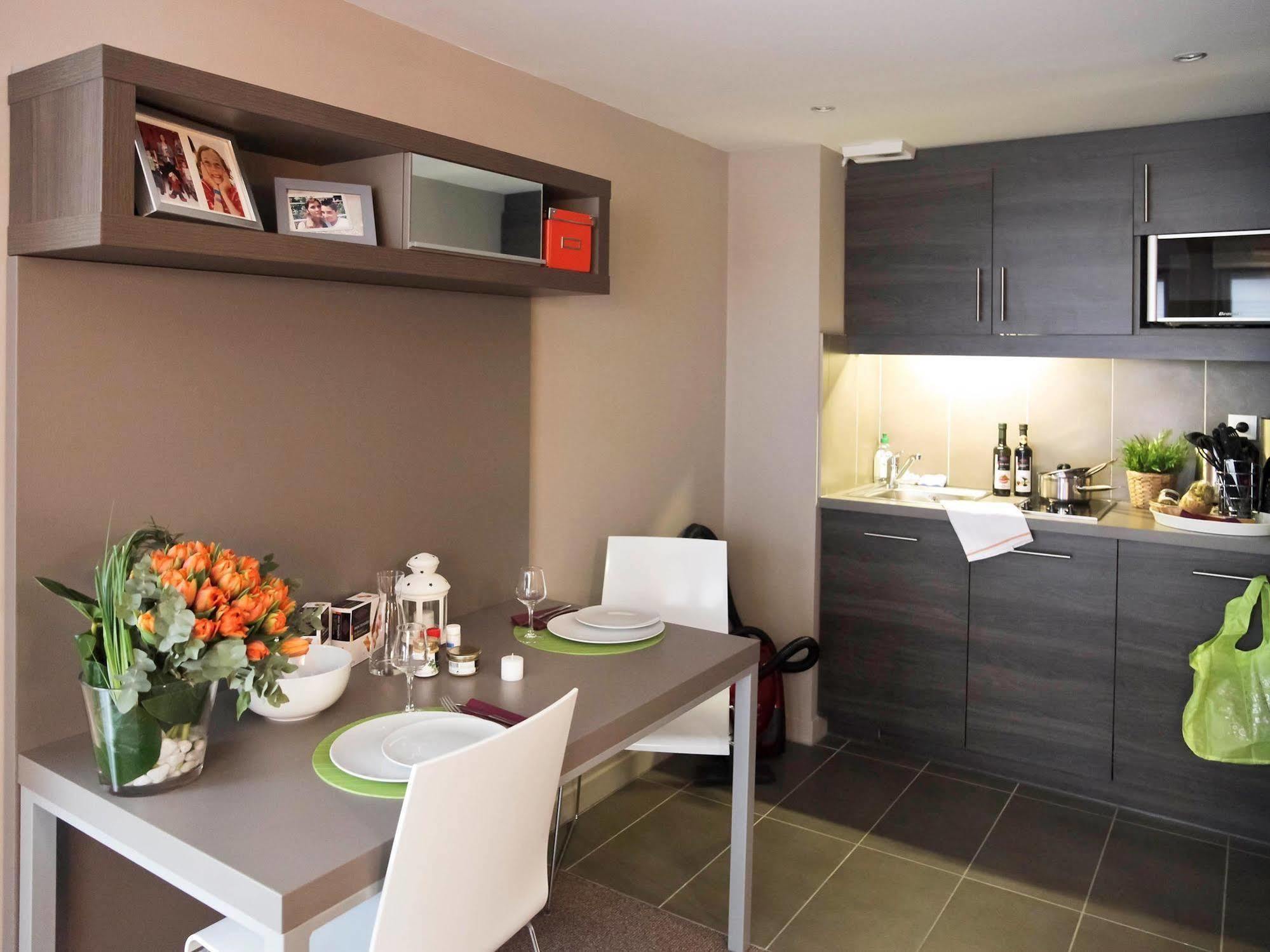Adagio Vieux Port Appart-hôtel