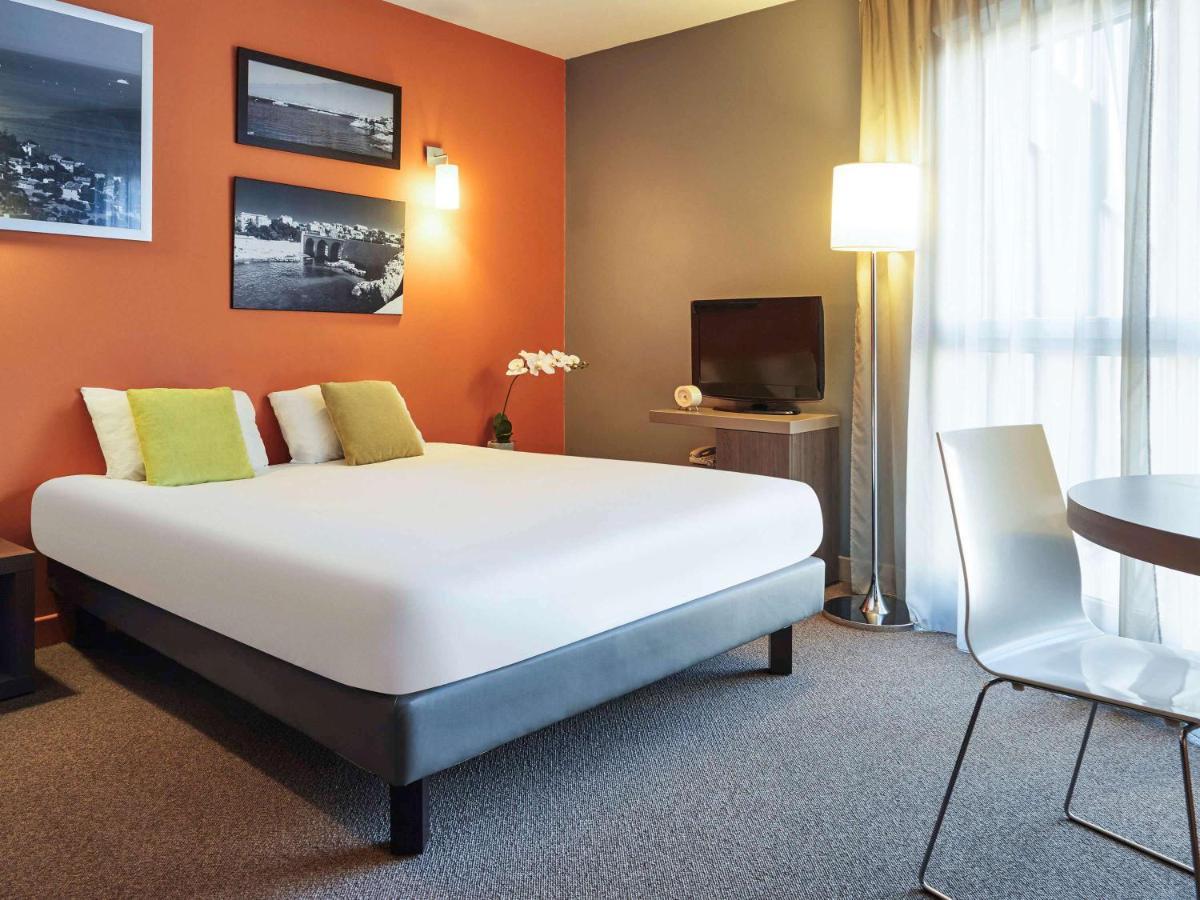 Adagio Vieux Port Appart-hôtel 4*